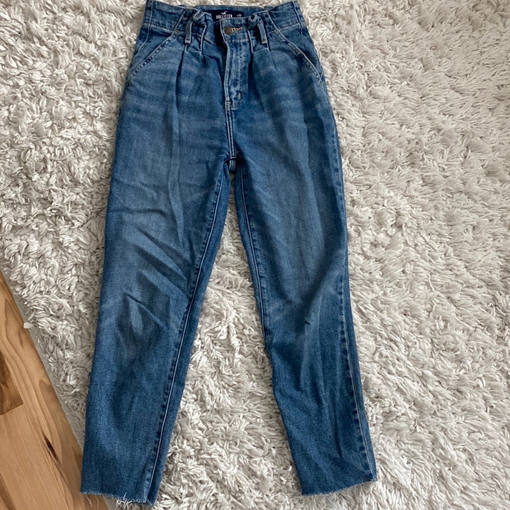 high rise hollister mom jeans